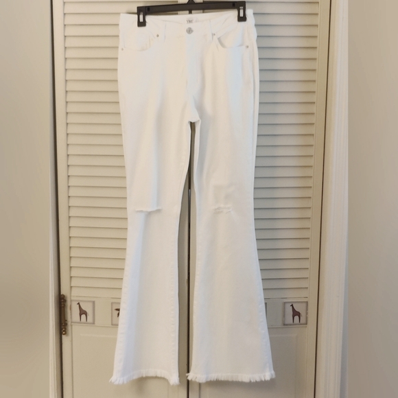 YMI Denim - YMI White Flared Women's Jeans